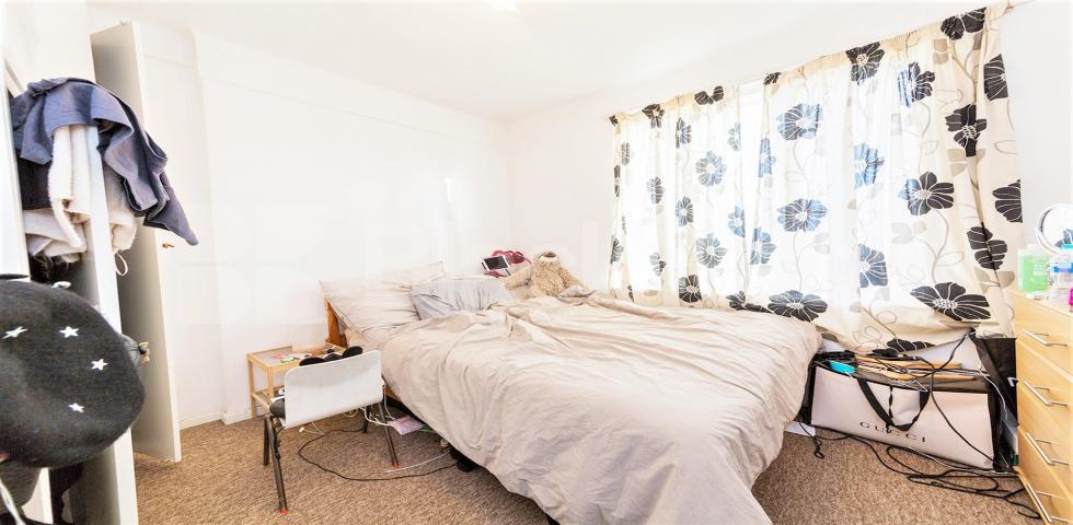 			2 Bedroom, 1 bath, 1 reception Flat			 The Grampians, Shepherds Bush Road, SHEPHERDS BUSH